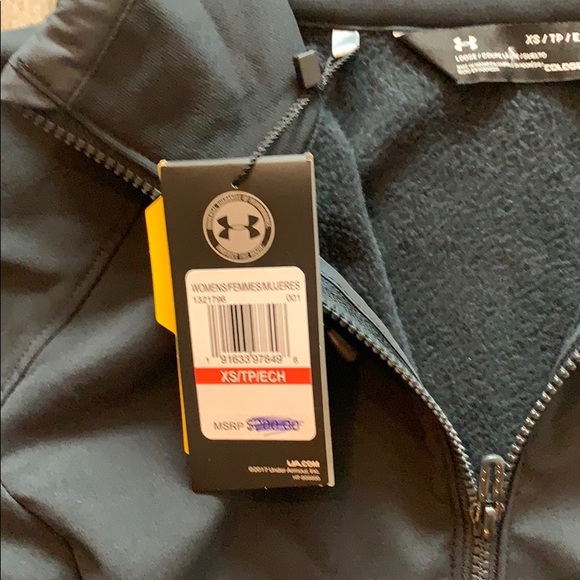 Under armor long lightweight coat - Picture 3 of 4